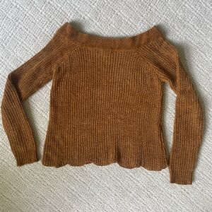 Tilly’s medium gold off the shoulder long sleeve sweater NWT